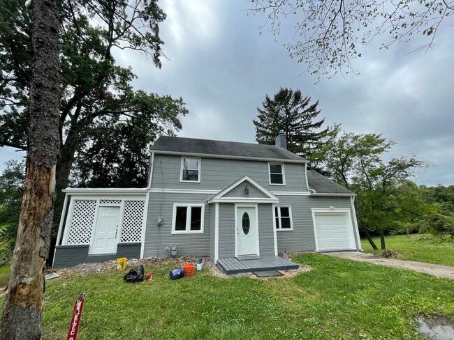 Front of House - 1813 Clairton Rd