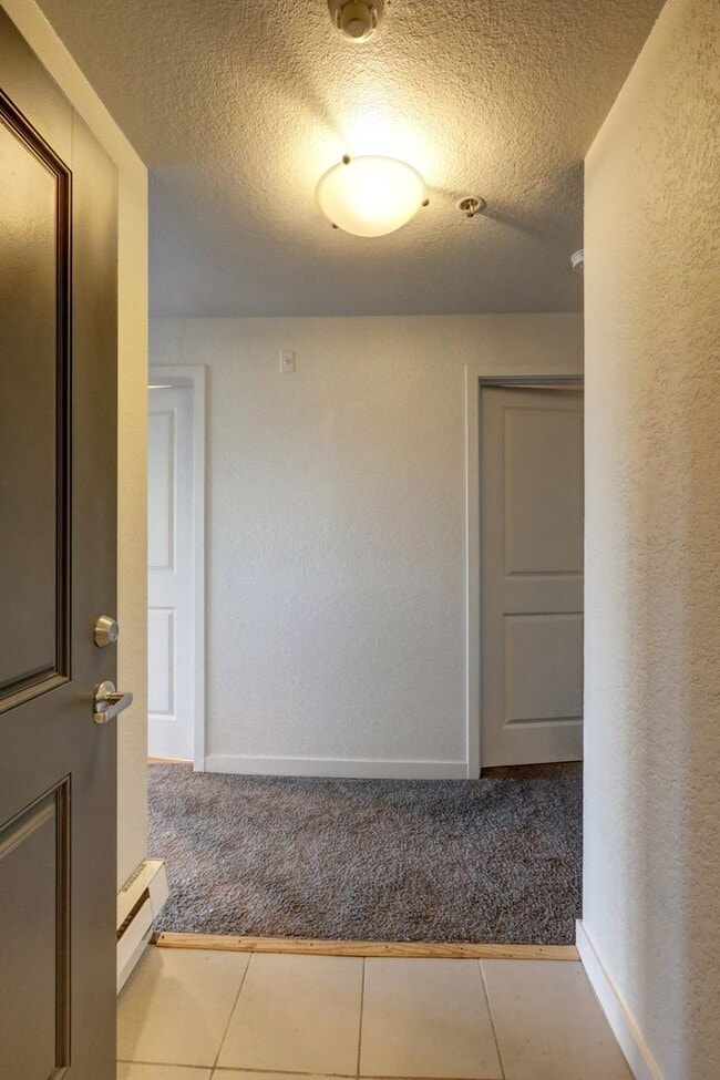 Photo - 2 Bedroom/1 Bath Luxury Beacon Hill Condo, Perfect Location!! Unit C304