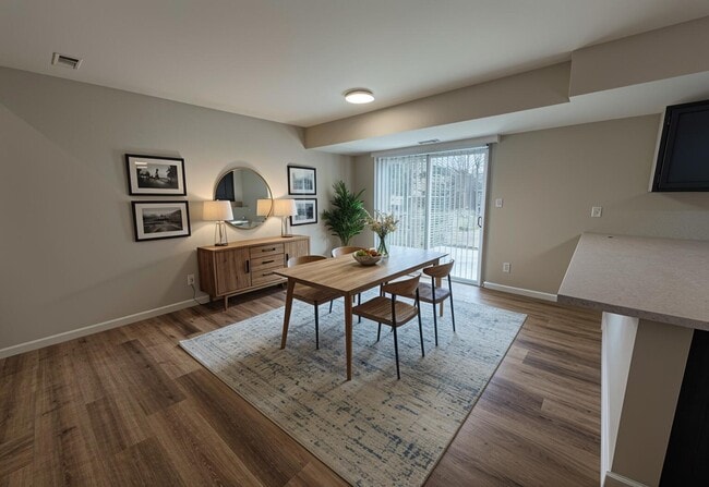 Photo - 1918 Mirtle Grove Ct