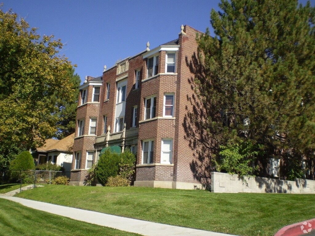 Photo - Scarsdale Apartments