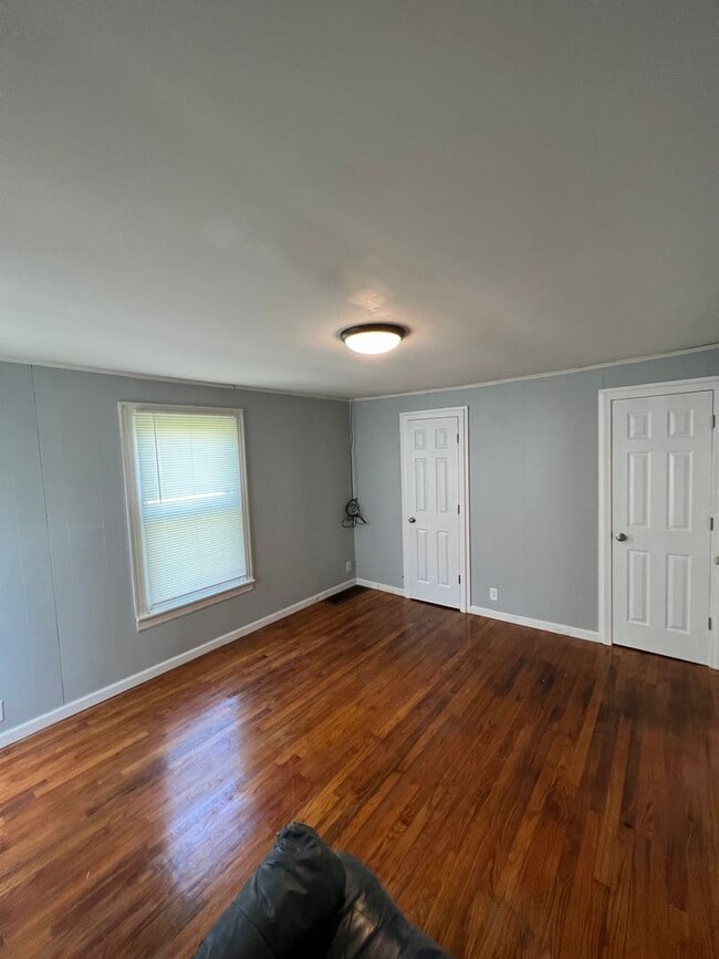 Photo - 3 Bedroom 1 Bath Home