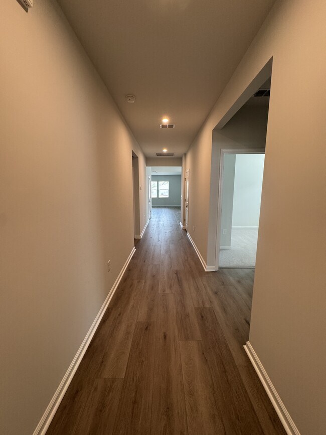 Photo - 3067 Visionary Dr