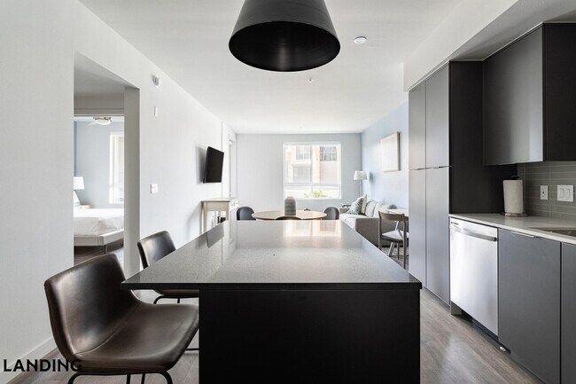 Photo - 2060 Experience Ave Unidad 121