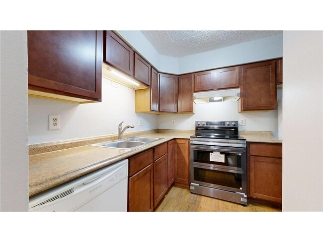Photo - 924 21st Ave S Unit 2