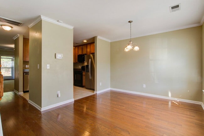 Photo - 8845 Gable St
