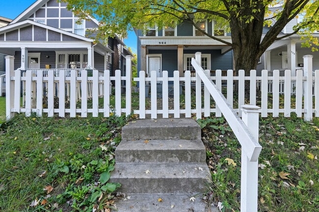 Photo - 904 Studer Ave