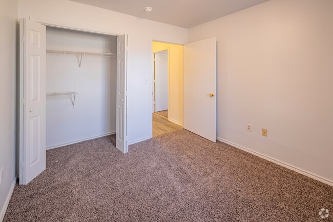 2BR, 1BA - 900SF - Bedroom 2