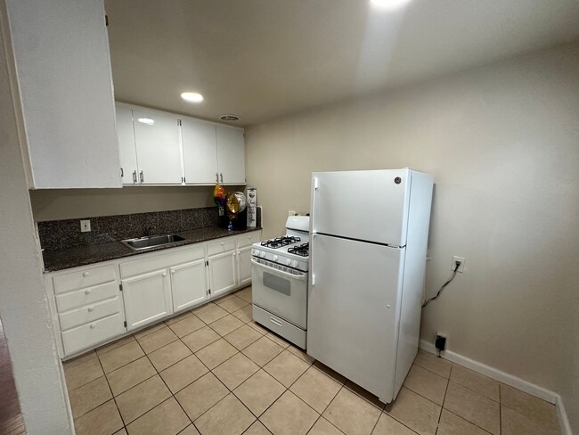 Photo - 317-323 S 26th St Unit 317