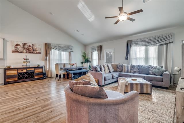 Photo - 10901 Tamarisk Dr