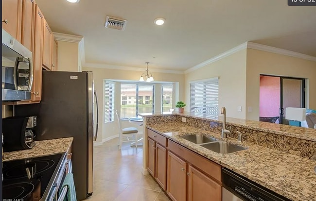Photo - 13720 Julias Way Unit 824
