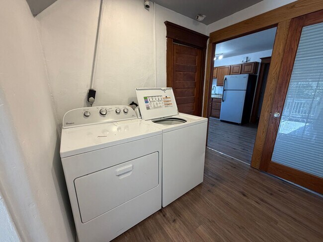 705 McLean Ave Unit 705 1/2