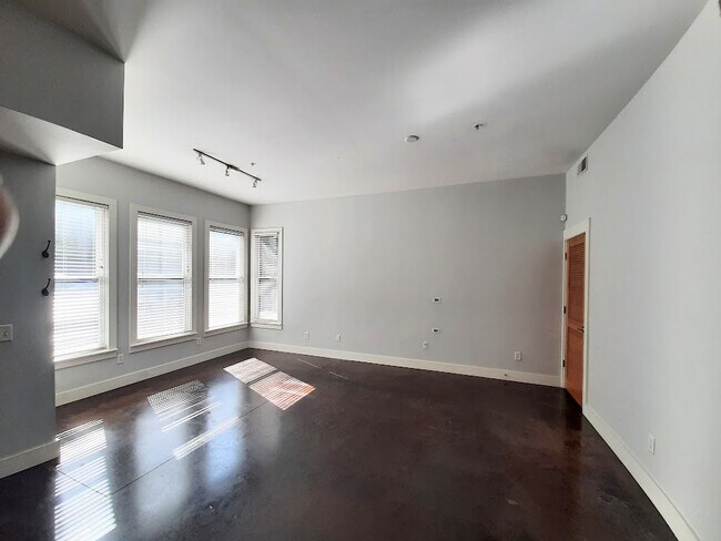 Photo - 510 Madison St