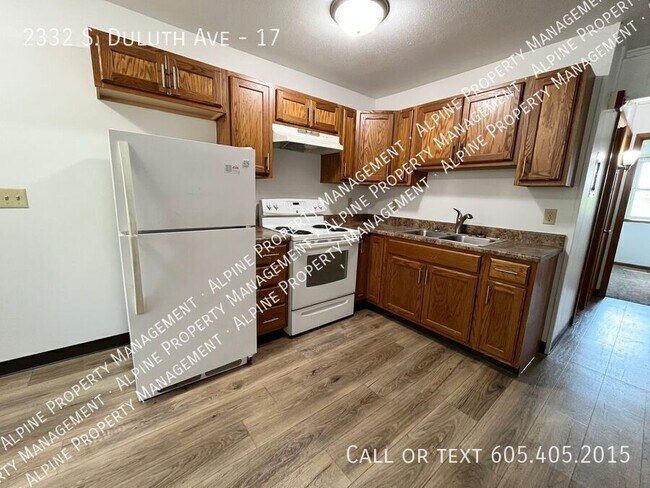 2332 S Duluth Ave Unidad 17