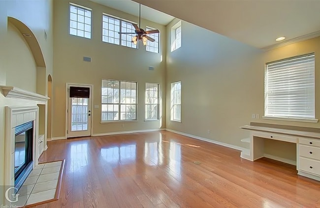 Photo - 110 Diana Dr