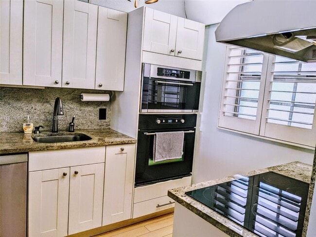 Photo - 201 Galen Dr Unit 215W