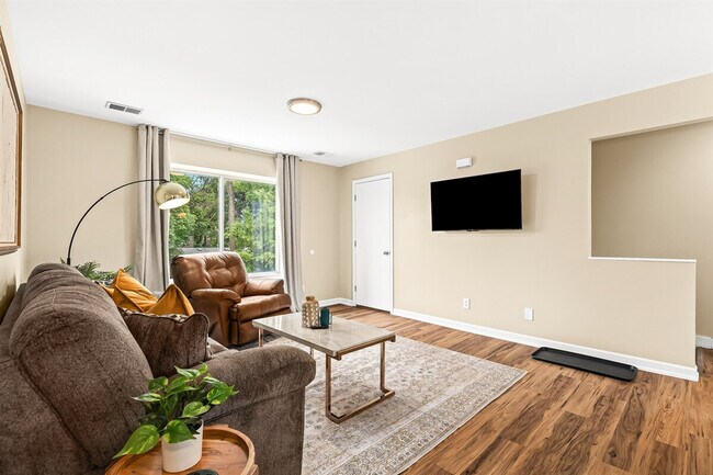 Photo - 18423 Sharon Ln Unit SI ID1032349P