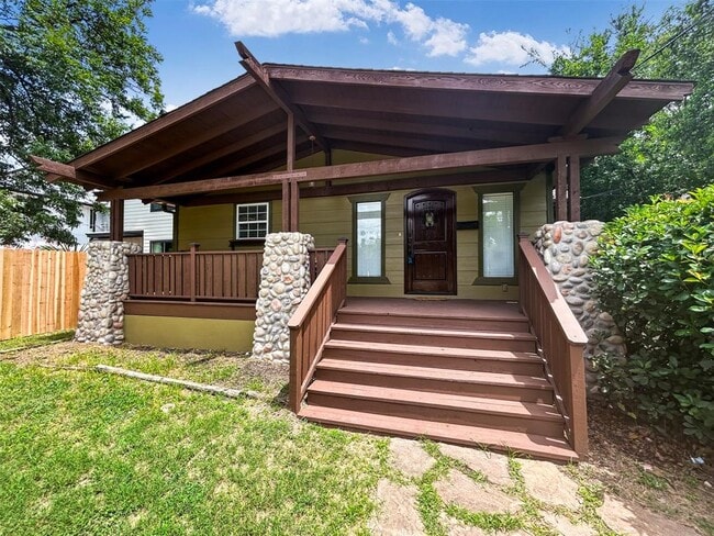 Photo - 2415 Durwood St