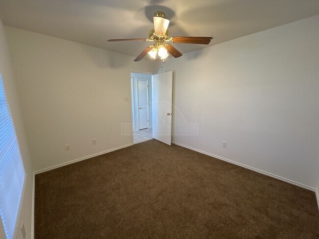 Photo - 3908 Fieldcrest Dr