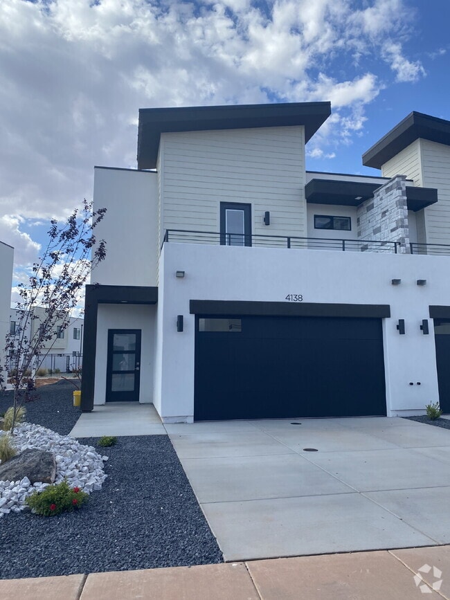 Building Photo - 4138 Baywood Dr Rental