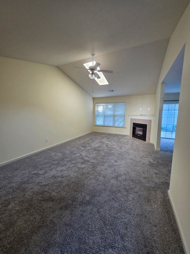 Photo - 3 BR Townhome in north High Point!