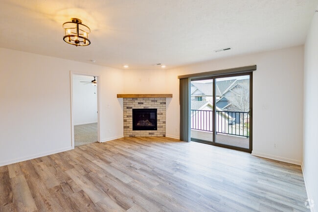 2BD, 2BA - 1,152SF - Living Room