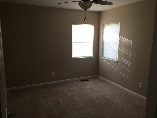 Photo - 109 Sunflower Aly Unidad 1