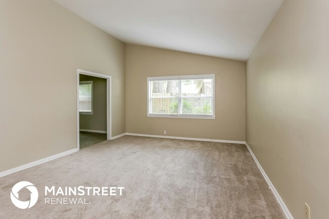 Photo - 3424 Boxdale St
