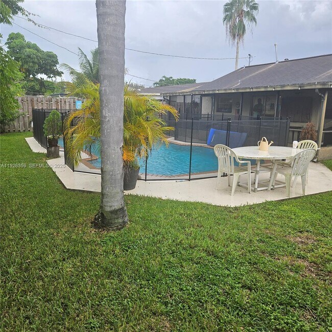 Photo - 11461 NW 45th Pl