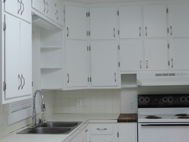 Photo - Cute Little Home