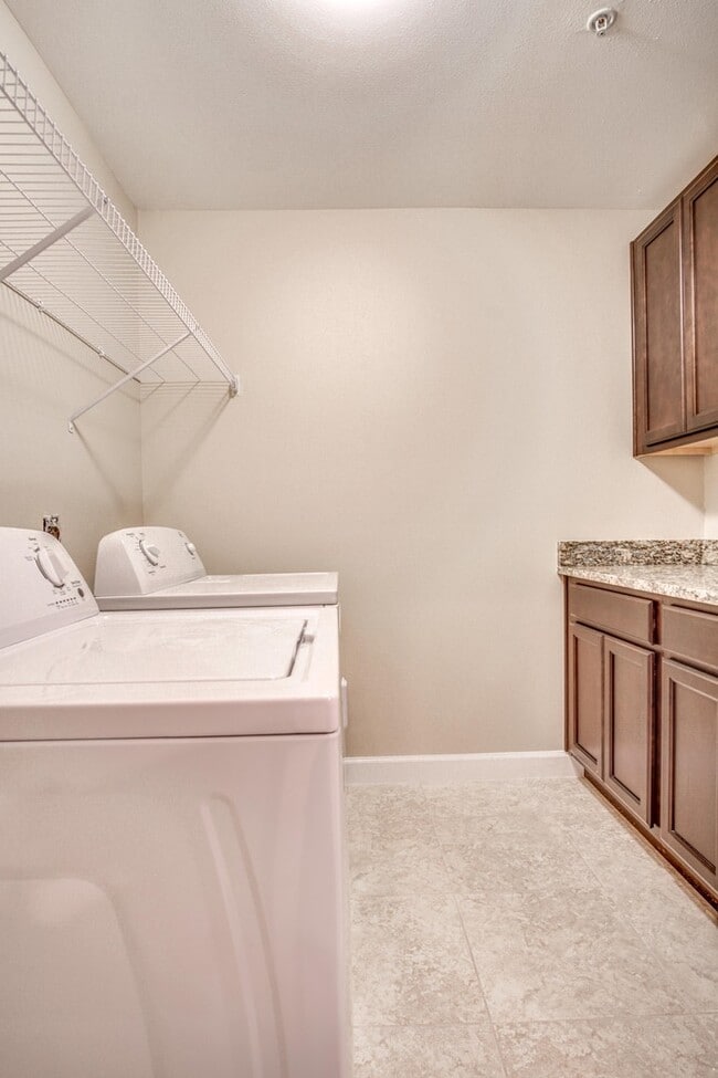 Photo - Beautiful One Bedroom Apartment in Fort Walton Beach!