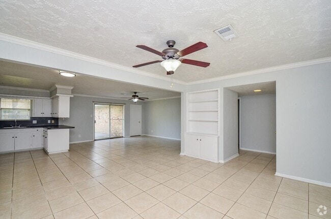 Building Photo - 8311 Springtime Ln Rental