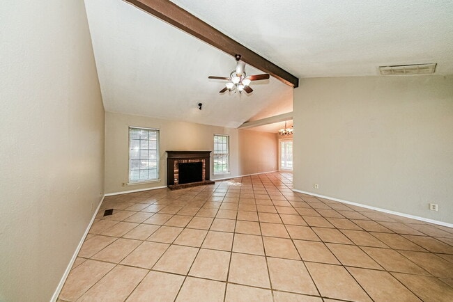 8117 Turtle Dove Dr