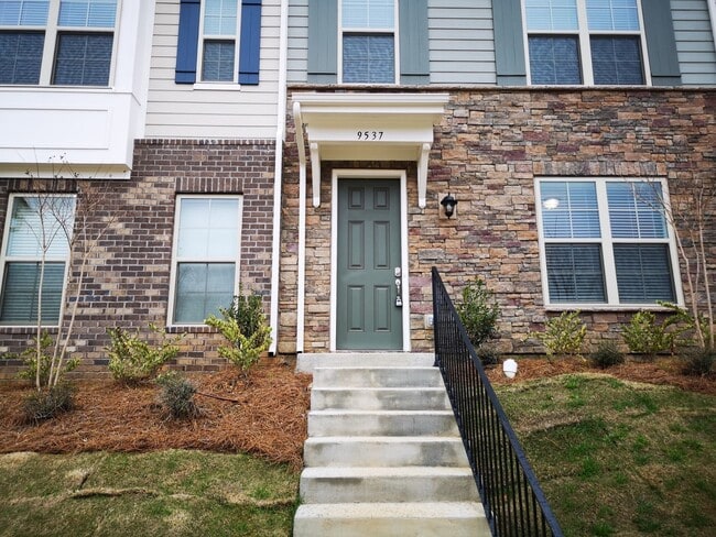 Photo - Excellent Location!!!Townhome