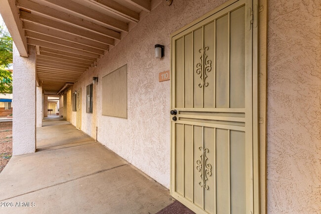 Building Photo - 12123 W Bell Rd Unit 110