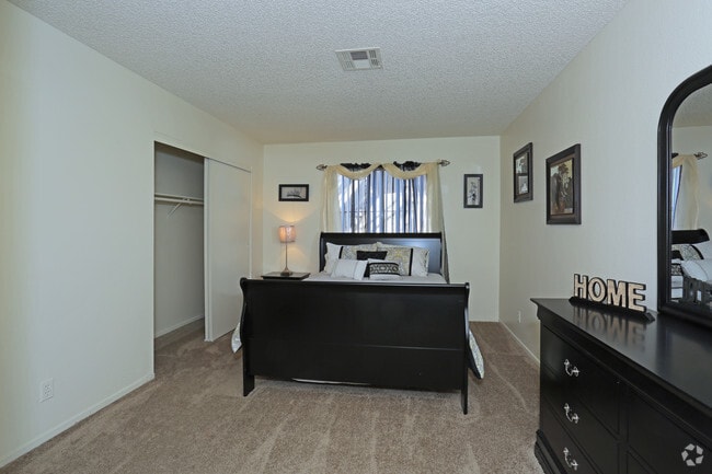 2BR,2BA-Colony Bedroom - The Crossings at Lake Mead