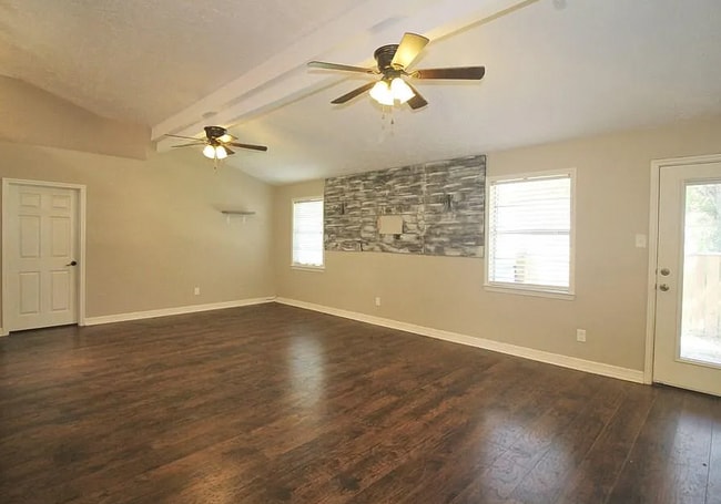 Photo - 9260 Josey St