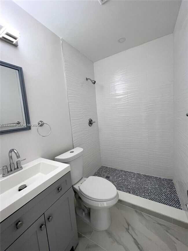 Photo - 31 SW 67th Ct