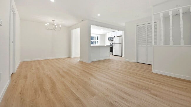 Photo - Fully Remodeled 2 Bed 2 Bath Front Unit in Prime Lynnwood Location