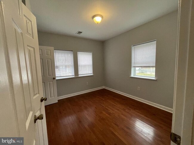 Photo - 1700 Capitol Ave NE