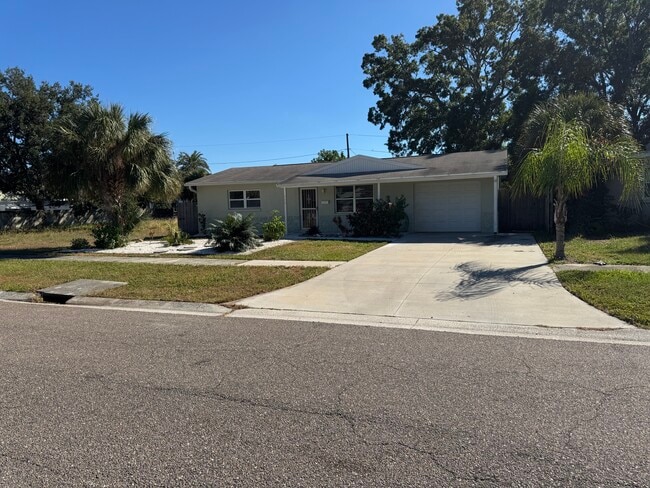 Photo - 438 80th Ave N