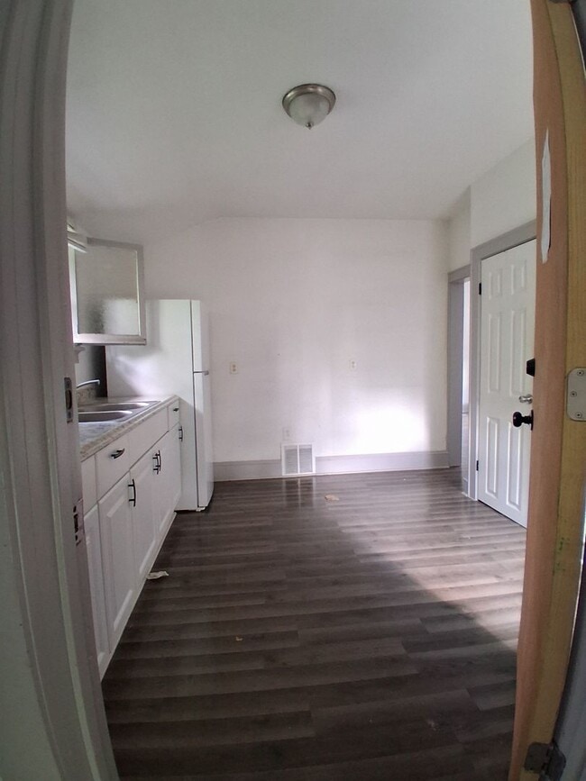 Photo - 2971 N 6th St