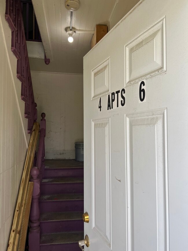 15 Academy St