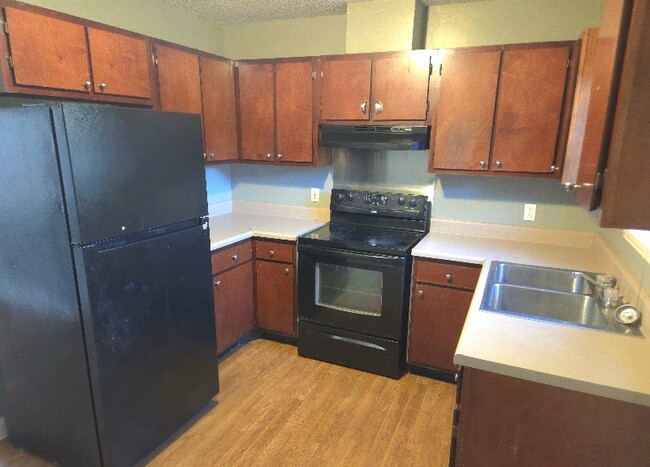 Photo - 3669 Earl St