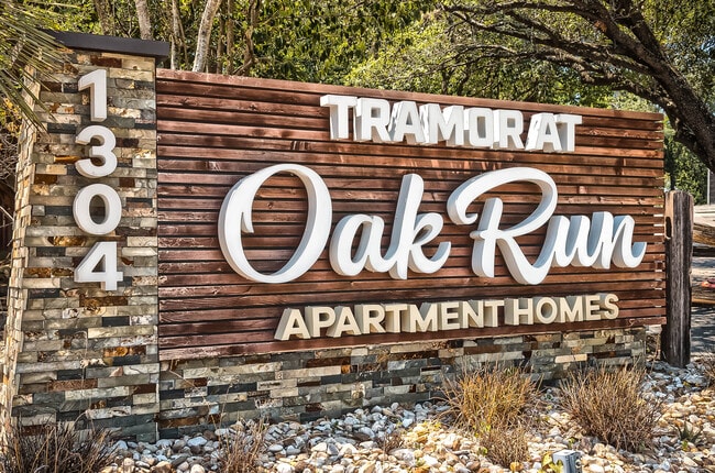 Building Photo - Tramor at Oak Run Rental