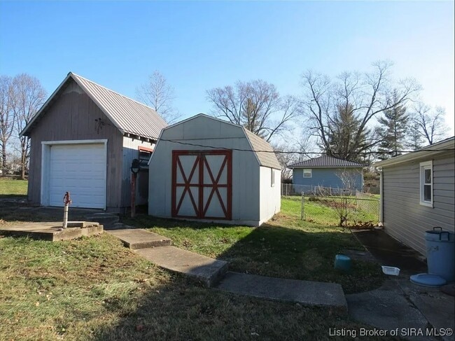 Photo - 298 W US Highway 150