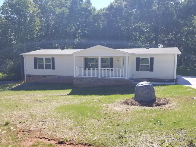 Building Photo - 3b Ranch Home