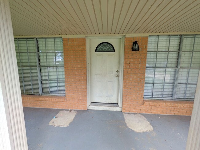 Photo - 2430 Granger Dr