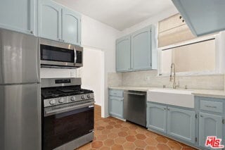 Photo - 2011 Beachwood Dr