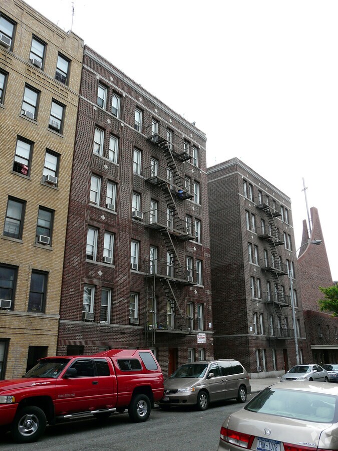 325-327 E 206th St - 325-327 E 206th St Apartments