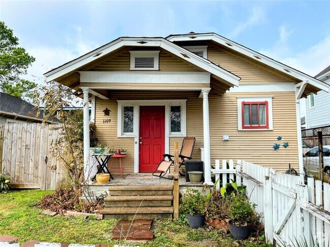 Building Photo - 1109 Walton St Rental